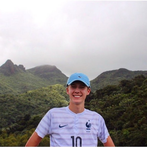 Meet your Posher, Mason - Picture 1 of 1